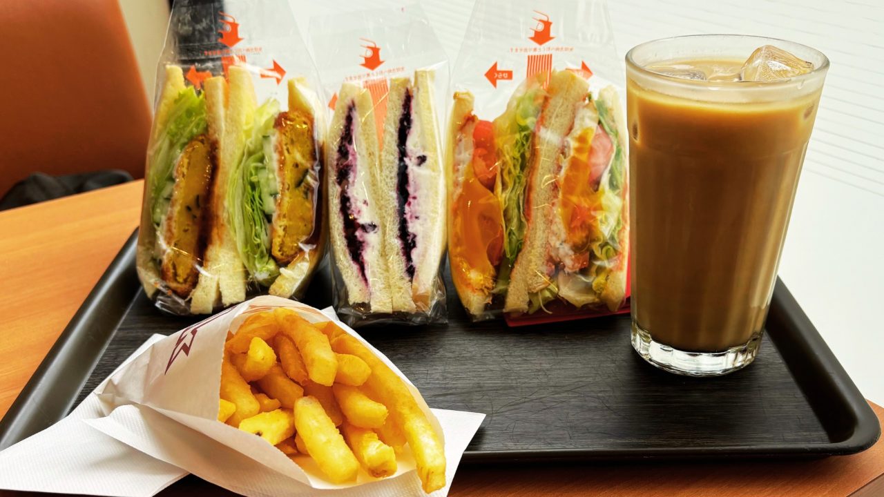 「サンドイッチカフェ奄美」ボリュームたっぷりで大満足！ポテトセットも美味！ レビュー 写真 メニュー