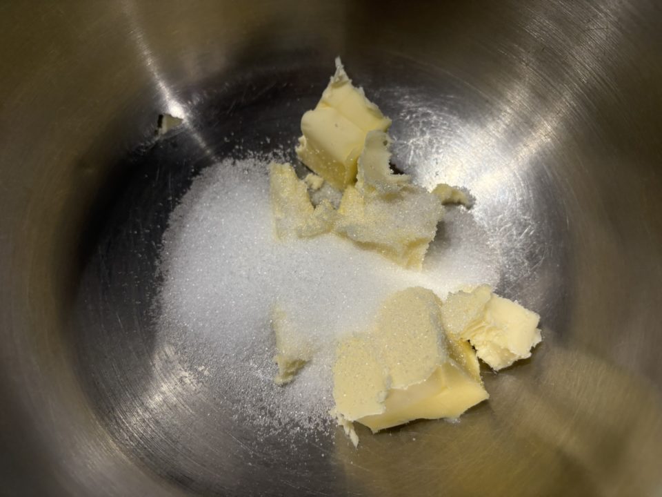 ★簡単に作れる「クランブル」の作り方 レシピ かんたん パフェ用 アイスクリーム用