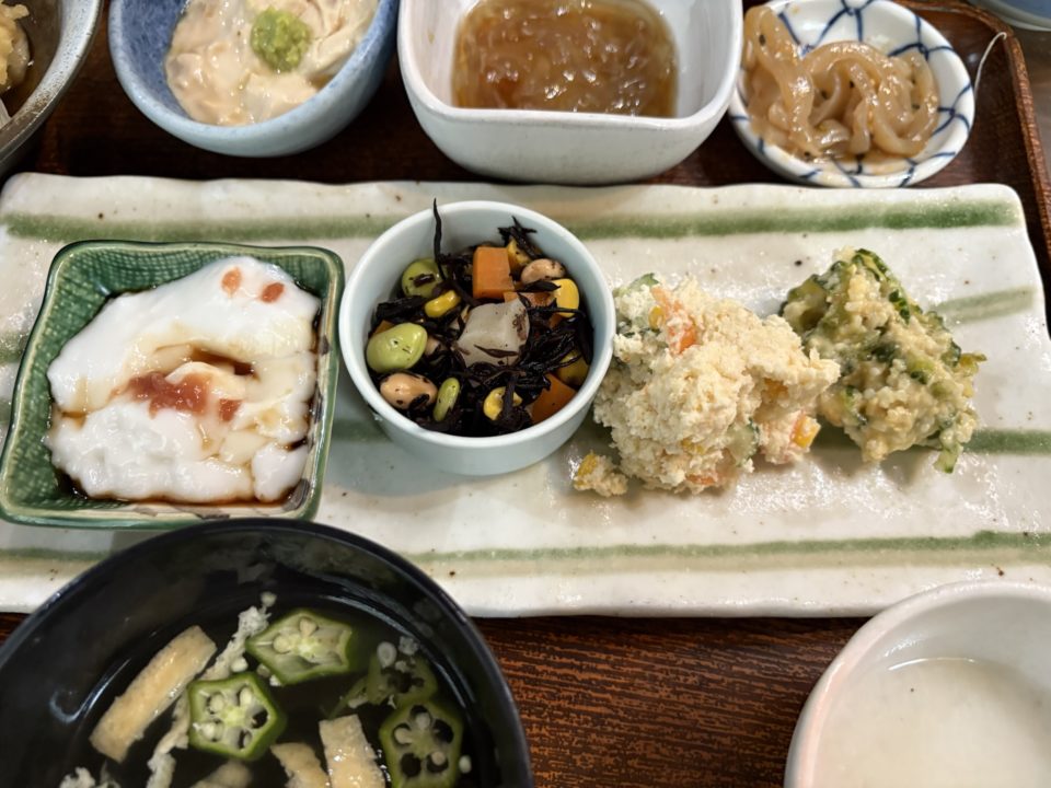 ★「島とうふ屋 奄美 高野」バナナマンのせっかくグルメで紹介直後にうかがった結果 駐車場 みき 日村さん テレビ番組 島豆腐 ボリューム トイレ 予約 奄美大島旅行 写真 鹿児島旅行 鹿児島県