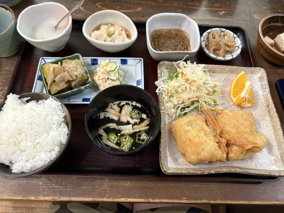 ★「島とうふ屋 奄美 高野」バナナマンのせっかくグルメで紹介直後にうかがった結果 駐車場 みき 日村さん テレビ番組 島豆腐 ボリューム トイレ 予約 奄美大島旅行 写真 鹿児島旅行 鹿児島県