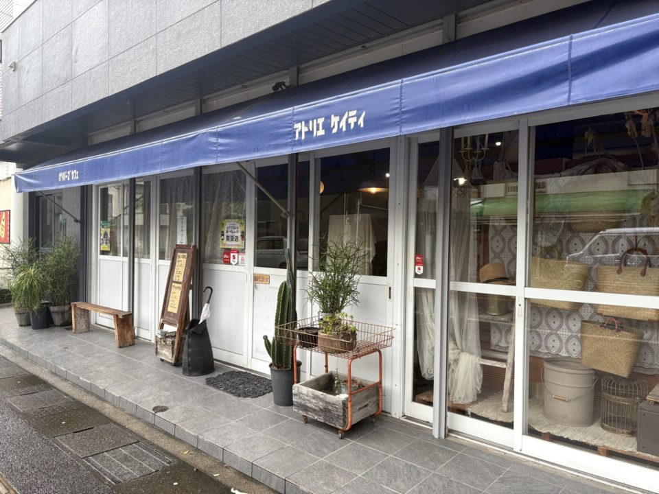 ★オリバーズカフェ １人で奄美のカフェ巡り！パフェを堪能！レビュー メニュー 駐車場 奄美大島旅行 テイクアウト 焼き菓子 写真 鹿児島旅行 鹿児島県