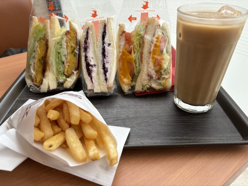 「サンドイッチカフェ奄美」ボリュームたっぷりで大満足！ポテトセットも美味！ レビュー 写真 メニュー 