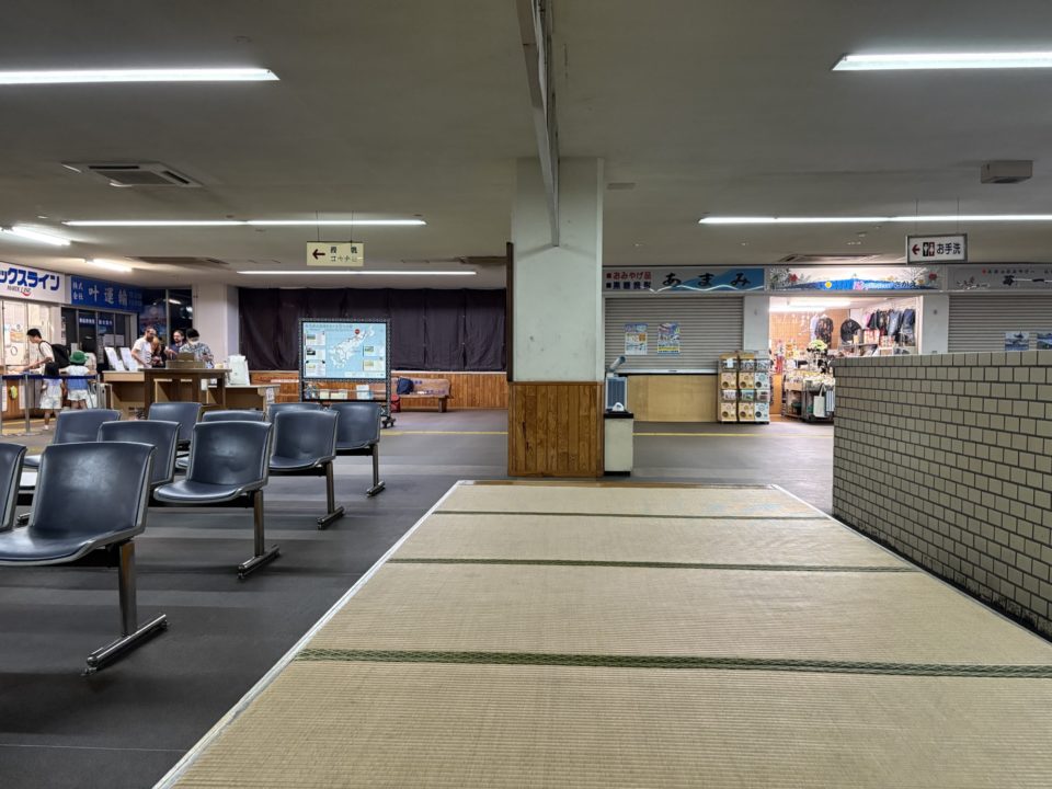 ★フェリーで行く、奄美大島！鹿児島から12時間かけて行く特別な体験！ 旅行 観光 所要時間 タイムスケジュール 台風 乗り場 予約 時刻表 運行状況 車