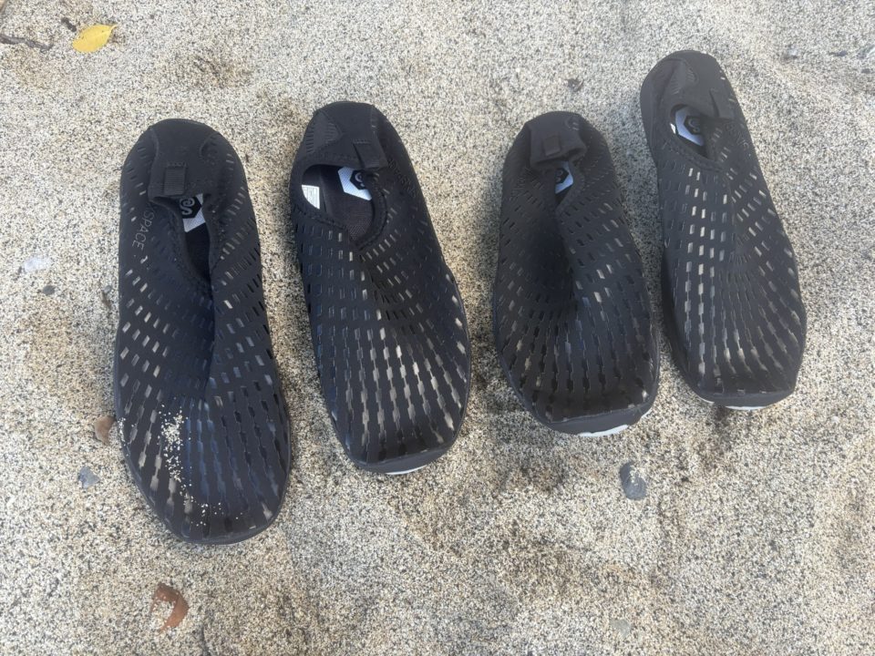 ★海での足のけが予防に、シュノーケリングの必需品！「SIXSPACEマリンシューズ」 ウォーターシューズ 水陸両用 アクアシューズ ビーチシューズ 軽量 通気 男女兼用