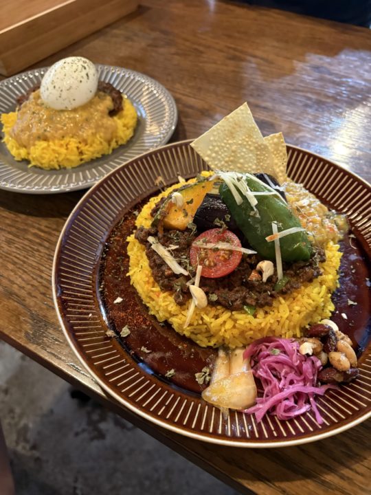 ★「SPICE MAFIA（スパイスマフィア）奄美」スパイスカレーもスイーツも、１度で大ファンになったお店 奄美大島 古仁屋