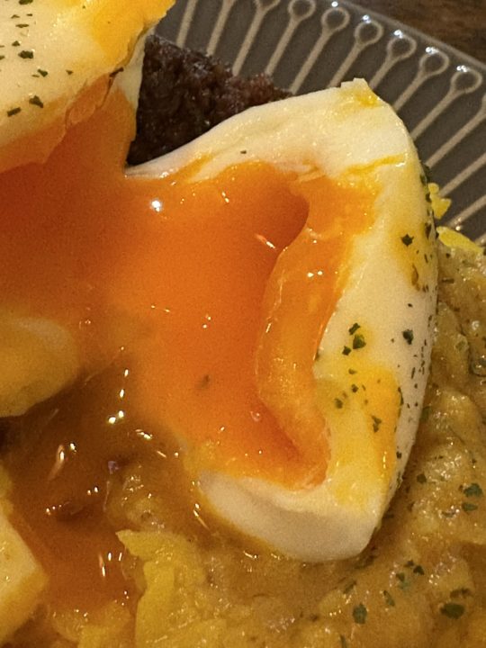 ★「SPICE MAFIA（スパイスマフィア）奄美」スパイスカレーもスイーツも、１度で大ファンになったお店 奄美大島 古仁屋