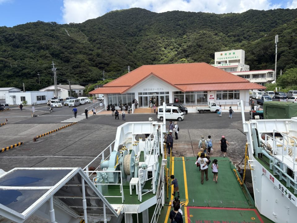 ★フェリーかけろま 奄美大島 加計呂麻島に行く手段！運賃・乗り場・駐車場情報も！ 予約 運行状況 運航状況