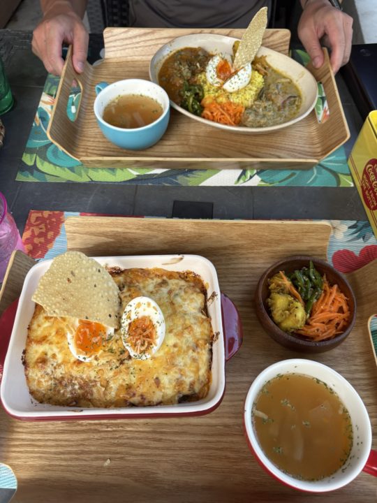 ★太陽の島カフェ 加計呂麻島ランチ！ 奄美大島で実久ビーチに向かう途中に立ち寄ったお店 旅行 カレー ドリア 駐車場 レビュー メニュー トイレ