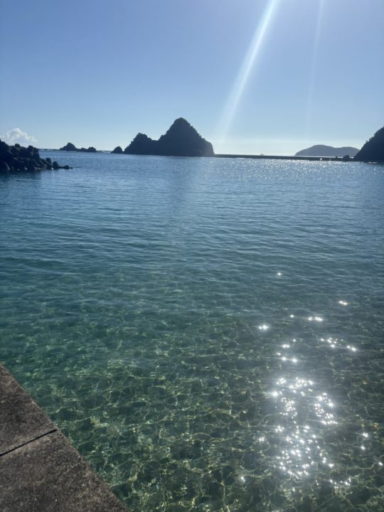 ★一生のうちでもう一度行くならココ！西阿室海岸 奄美大島 加計呂麻島でウミガメを見た美しすぎるスポット！シャワー、トイレ、駐車場上場も！ 旅行 海水浴 シュノーケリング