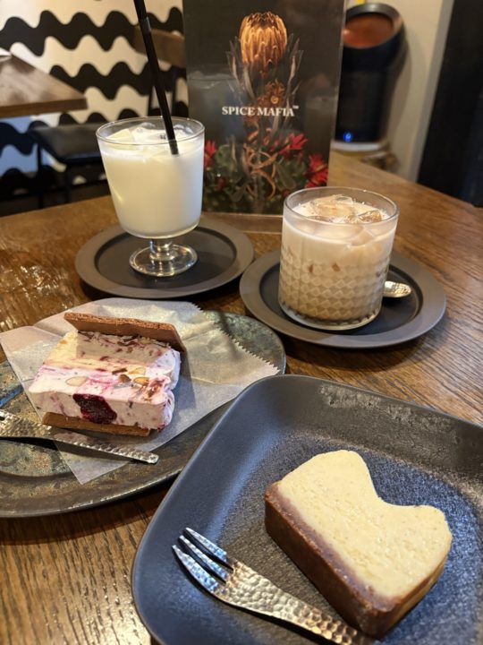 ★２日連続で行くほどにハマった！奄美大島のスパイスカレー屋さん「SPICE MAFIA（スパイスマフィア）奄美」スイーツも激うま！ オシャレ 古仁屋