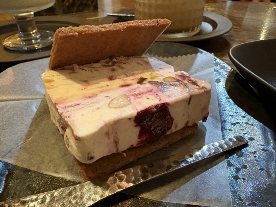 ★２日連続で行くほどにハマった！奄美大島のスパイスカレー屋さん「SPICE MAFIA（スパイスマフィア）奄美」スイーツも激うま！ オシャレ 古仁屋