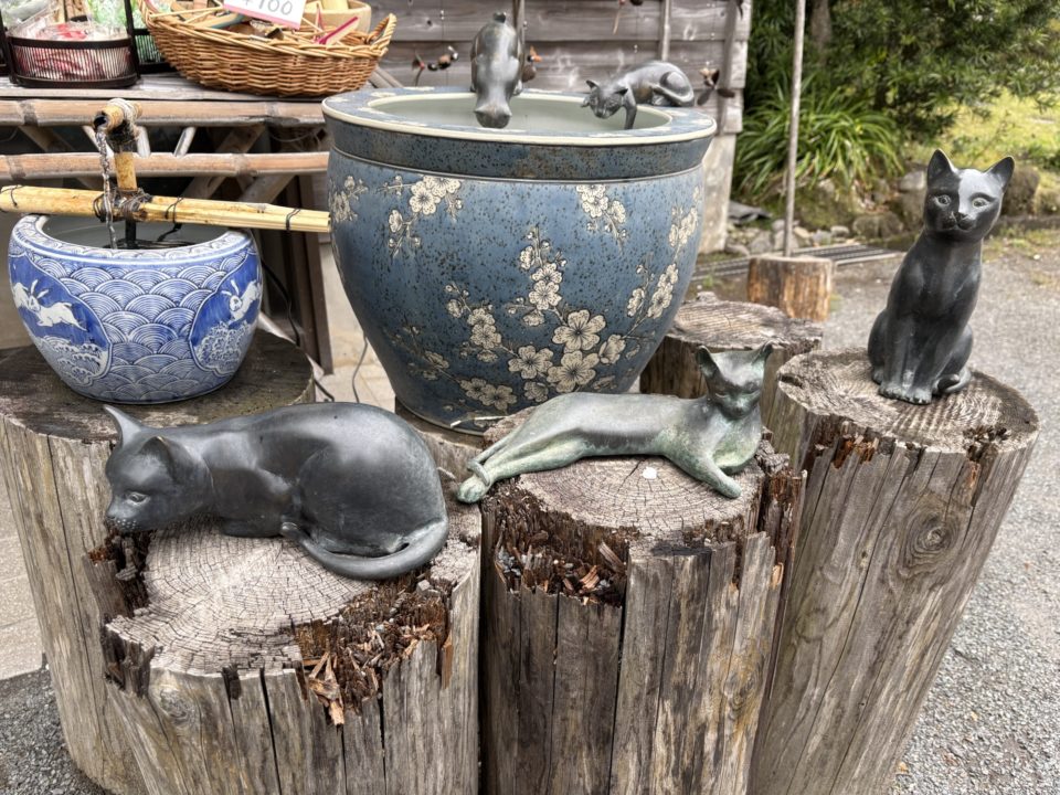 ★「名勝 仙厳園」千尋巌（せんじんがん）、ネコ好きにオススメ！猫神社 写真付きレビュー＠鹿児島旅行