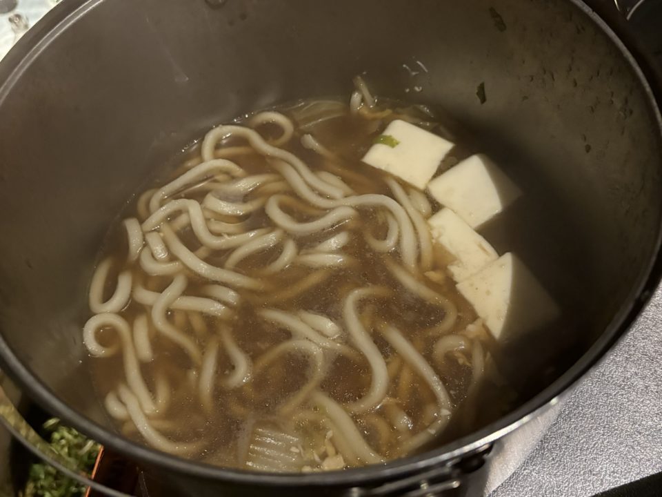★キャンプ飯 少しがっつりメインも編 パスタ、アヒージョ、フライドポテト、鍋、うどん、柿とクリームチーズのホイル焼き、焼き芋