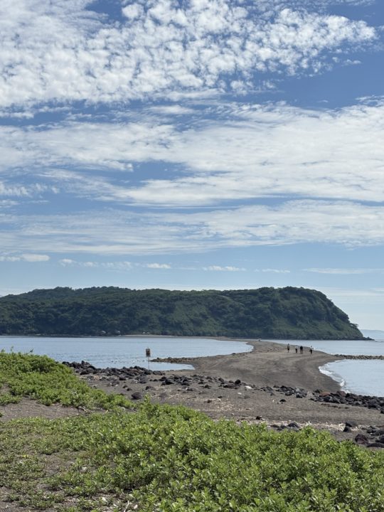 ★「知林ヶ島（ちりんがしま）」＠鹿児島県指宿市 渡れる日・時間帯が限られた島