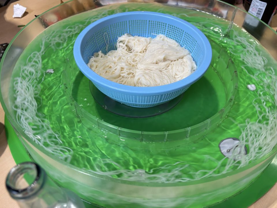 ★めんつゆが有名すぎる「指宿市営 唐船峡 そうめん流し」@鹿児島県 に行って来た!写真付きレビュー