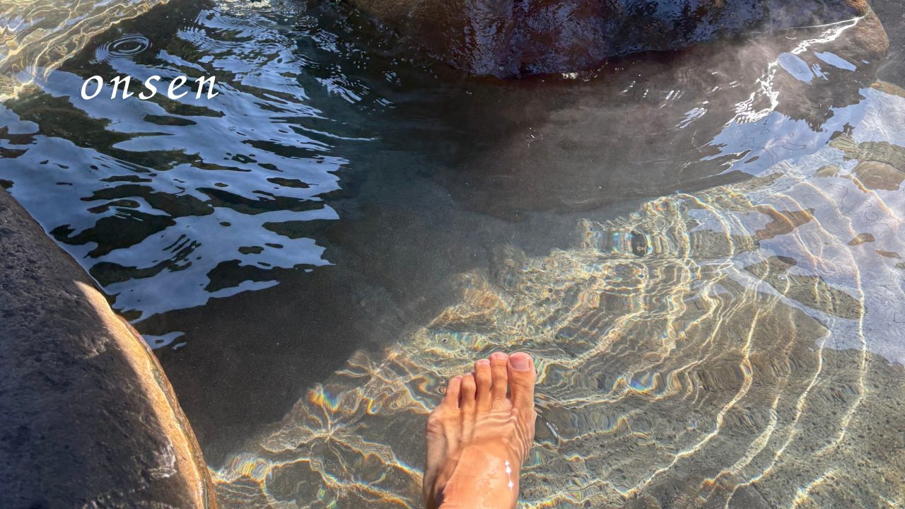 ★霧島神宮駅前 足湯「きりしま足美の湯」写真付きレビュー 駐車場・トイレ・駅周辺情報も！ 鹿児島旅行