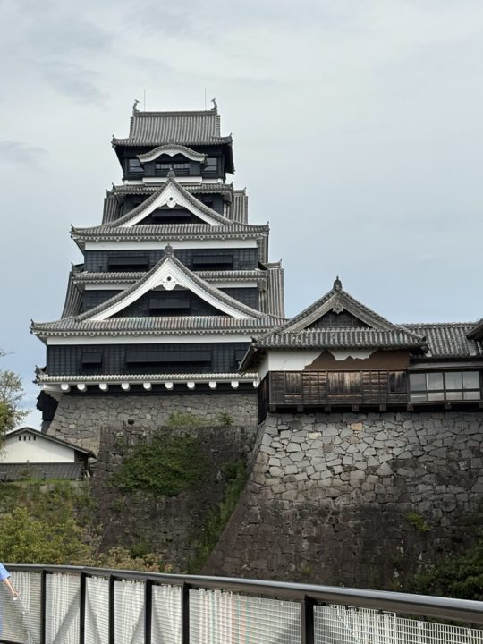 ★熊本城の圧倒的な広さと存在感にビックリ！地震の被害もうかがえる 熊本旅行で行くべき場所