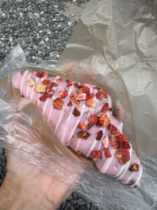 ★熊本城までテイクアウトして食べたパン「flour＋water 熊本（フラワーアンドウォーター）」美味しそうなメニューを見て、イートインもしたかったけど朝早すぎました