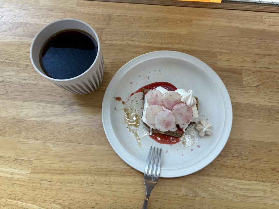 博多に行ったらこのお店に行く！と決めていたスイーツ店でおいしすぎるパフェとケーキを堪能！カフェ 福岡 旅行 ポラリス「Polaris」