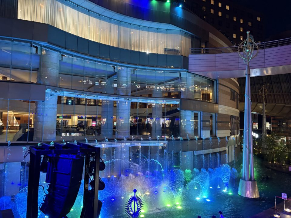 転勤族の暮らし 初九州上陸!福岡の夜の風景を楽しむ! 屋台 キャナルシティ CANALCITY 夜桜 博多駅