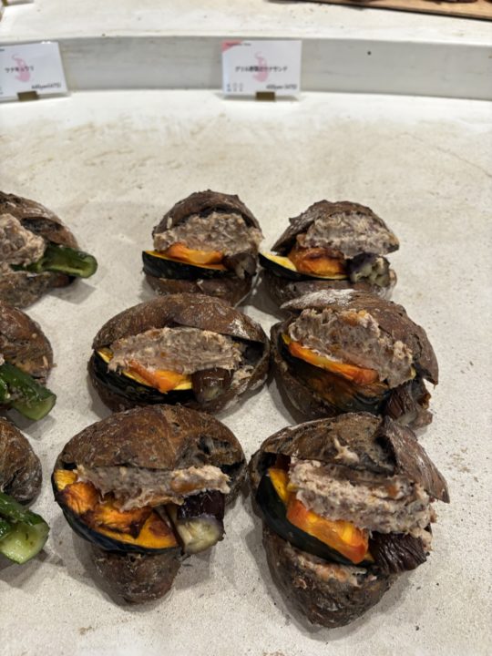 ダコメッカ(DACOMECCA)/モーニング後のテイクアウトパンのご紹介 福岡・博多