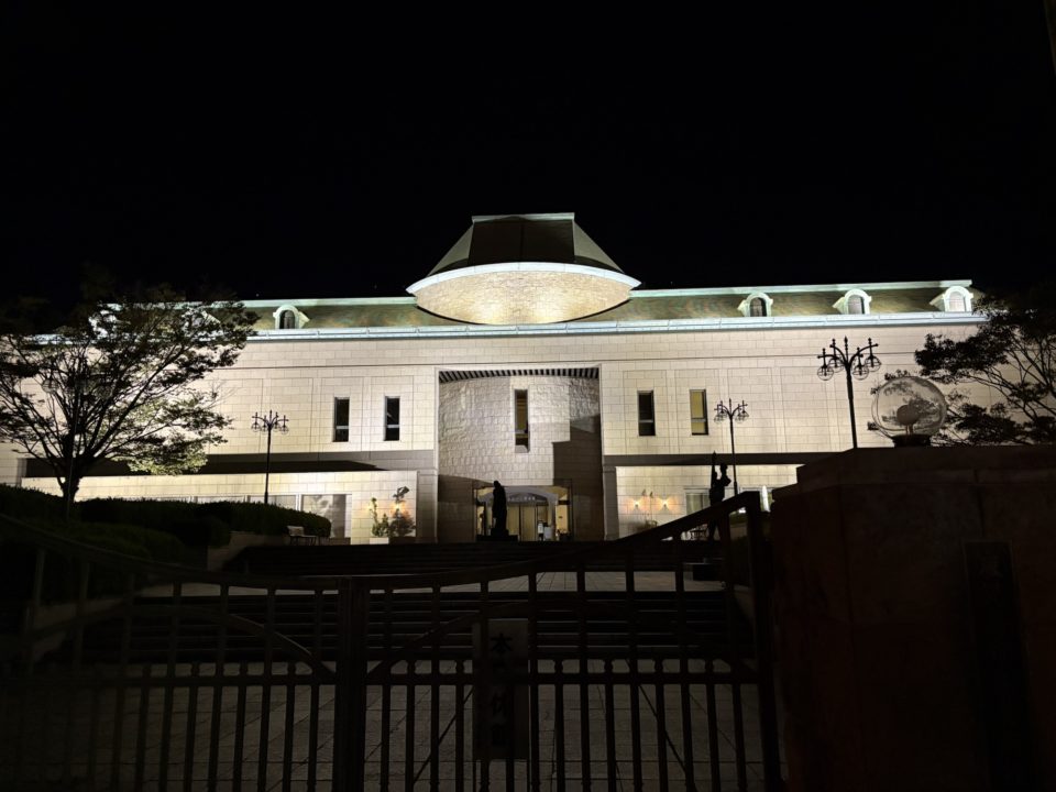 鹿児島おすすめ夜景 西郷隆盛像 城山ガス燈 かごしまメルヘン館 鹿児島市立美術館 シェラトン鹿児島 イルミネーション
