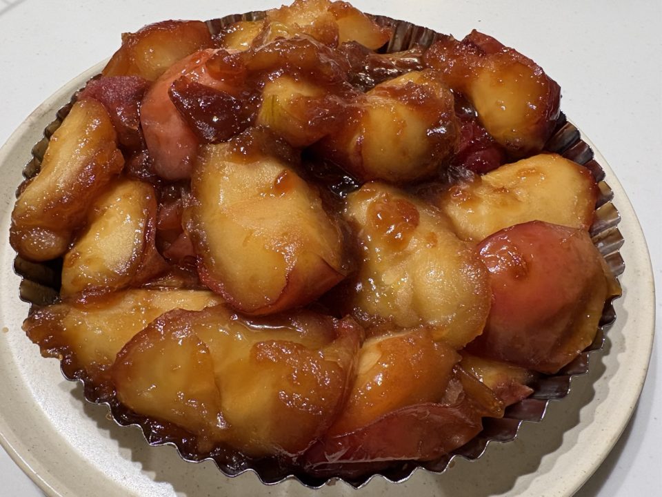 かんたんに作れる！紅玉りんごの皮つき「タルトタタン」のレシピ 簡単