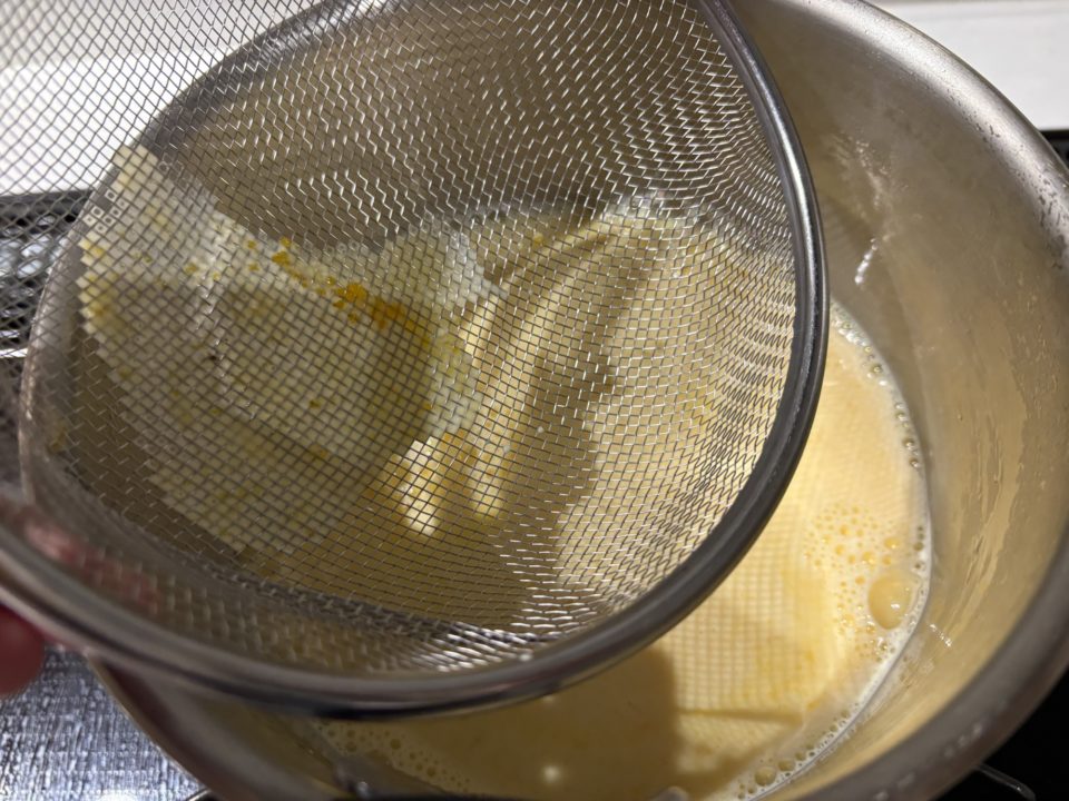 「バニラアイスクリーム」の作り方 レシピ 食べた感想（バニラビーンズ編）写真あり