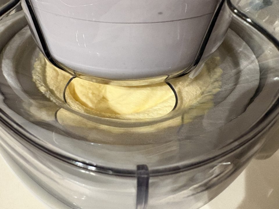 「バニラアイスクリーム」の作り方 レシピ 食べた感想（バニラビーンズ編）写真あり