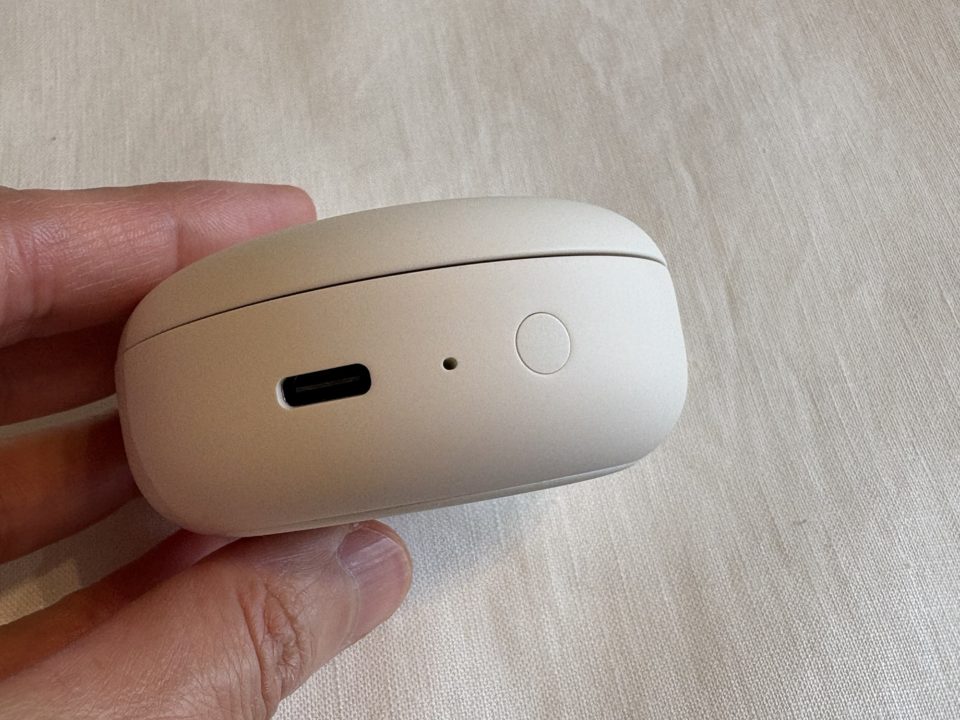 夫のいびきに悩まされている人にオススメ！アンカー soundcore Sleep A30 使用レビュー★Anker サウンドコアスリープ 使い方 アプリ 説明書 ペアリング