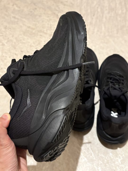 HOKA（ホカ）のランニングシューズ フルマラソンを走りたくて！選ぶ時のサイズ感も教えていただきました！ メンズ レディース おすすめ 人気商品 ボンダイ アラヒ 靴